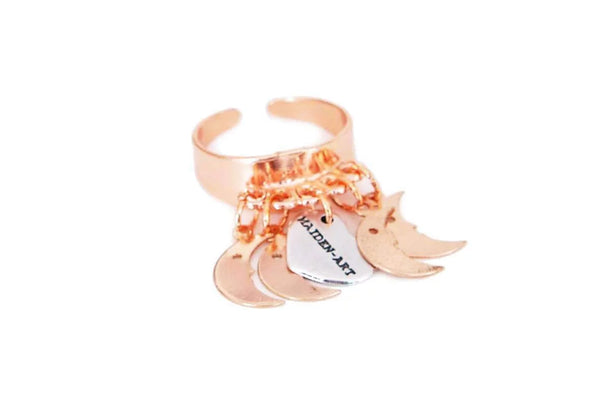 Statement ring in rose gold with moon charms - Maiden-Art