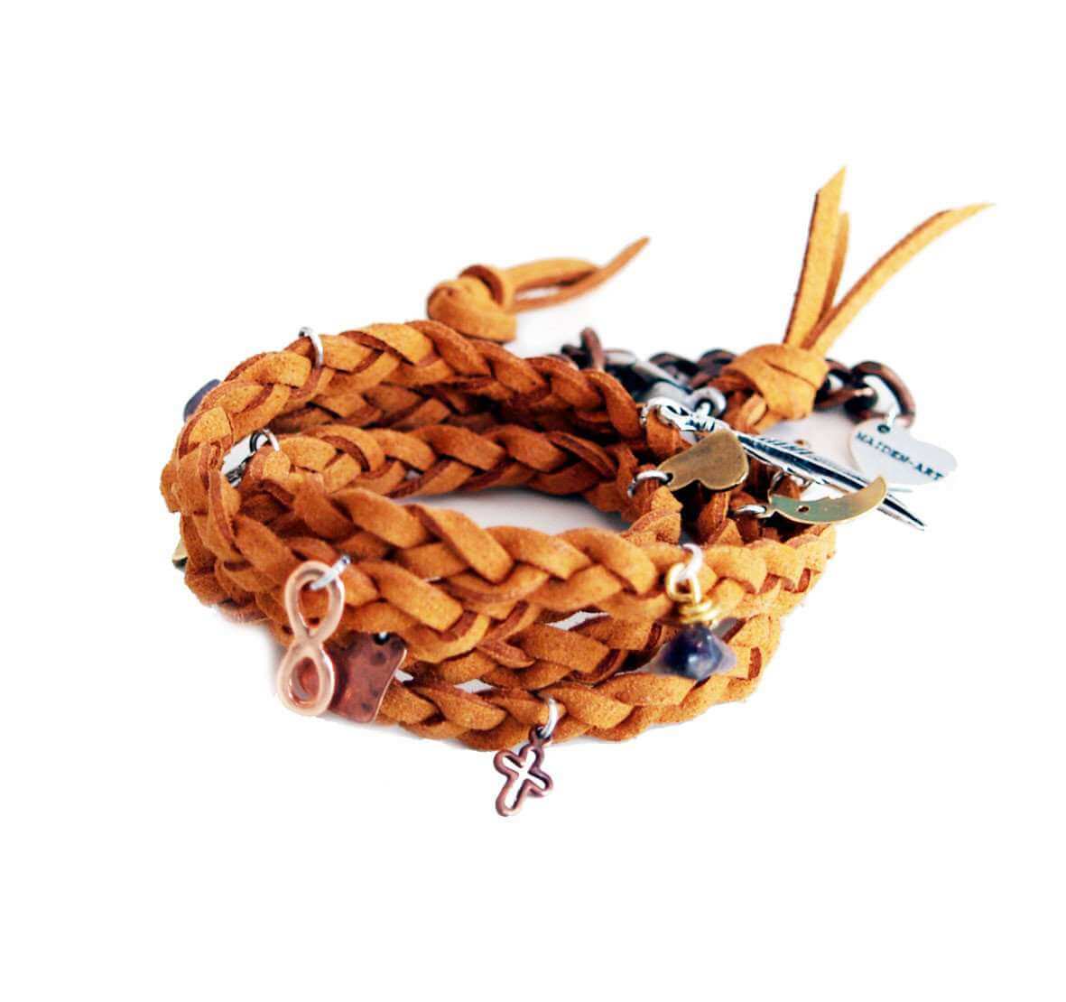 Chocolate wraparound bracelet in deerskin leather with charms - Maiden-Art