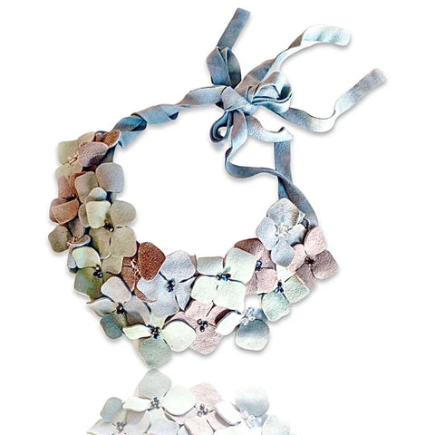 True Leather Flowers Necklace - Collana Fiori in Vera Pelle - Maiden-Art