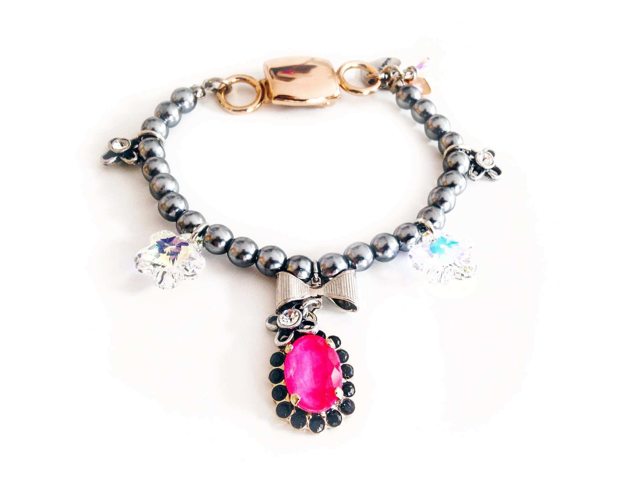 Beaded bracelet with hot pink rhinestones - Maiden-Art